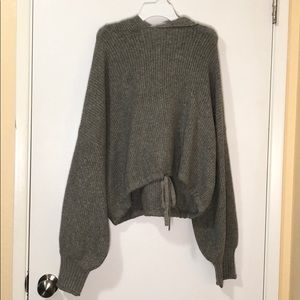 American Eagle sweater